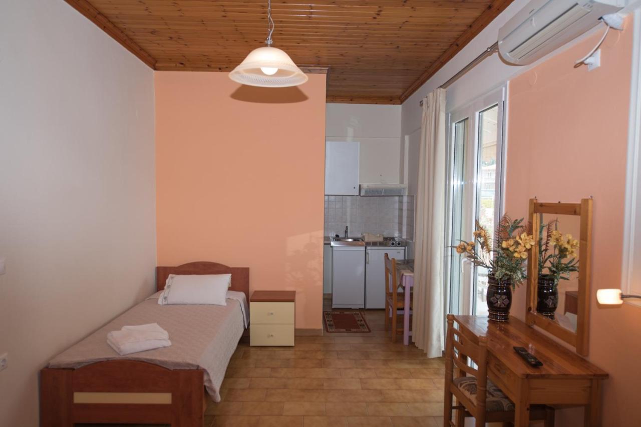 Villa Ferendinoy - Ferendinoy Dionisia Nidhrion Exteriör bild